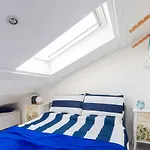 Blue Sea Apartment By Locap Group