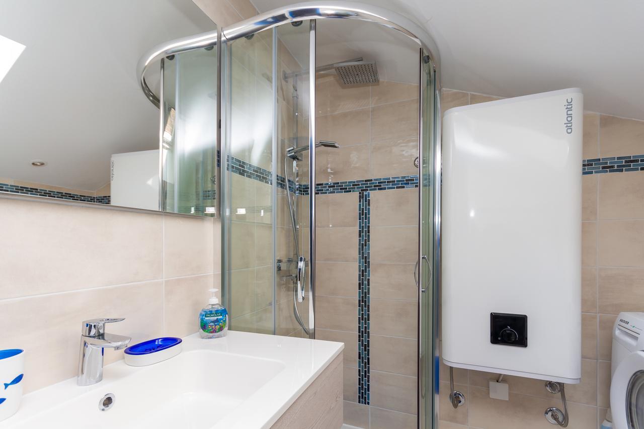 Apartma Blue Sea By Locap Group *
